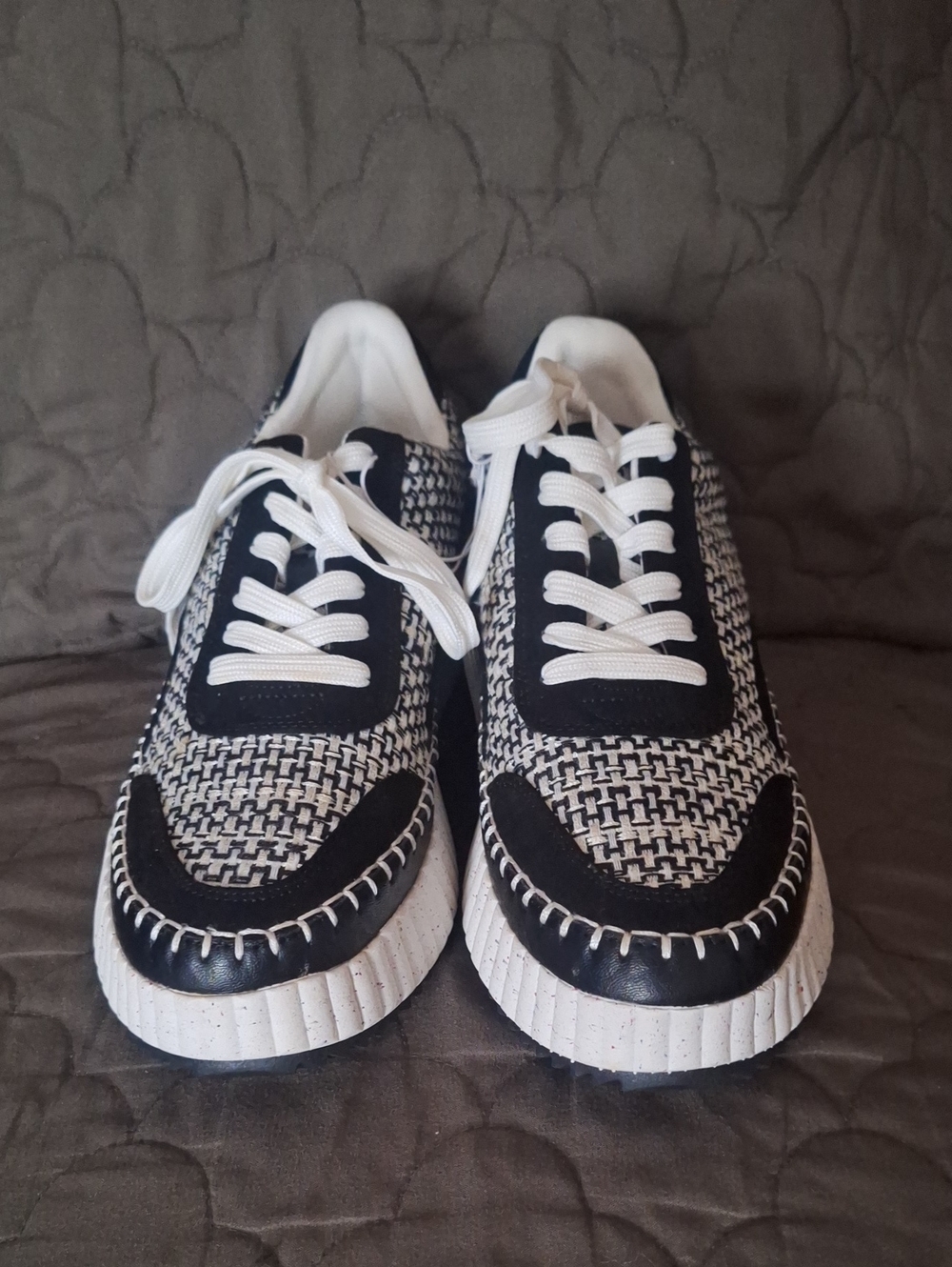 Universal Thread Black and White Woven Lace-Up Sneakers